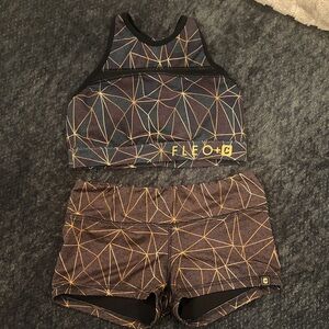Fleo+Chestee sports bra Set